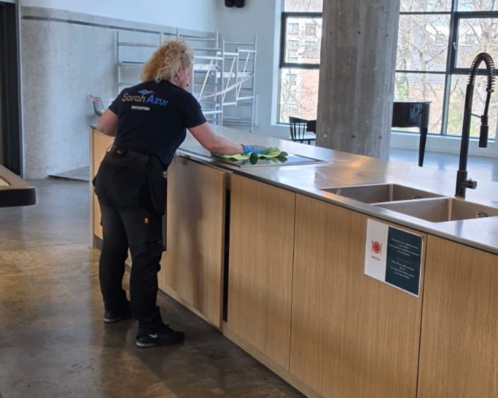 8401f16f-be25-4da4-bf01-b0ccc7e6cf17