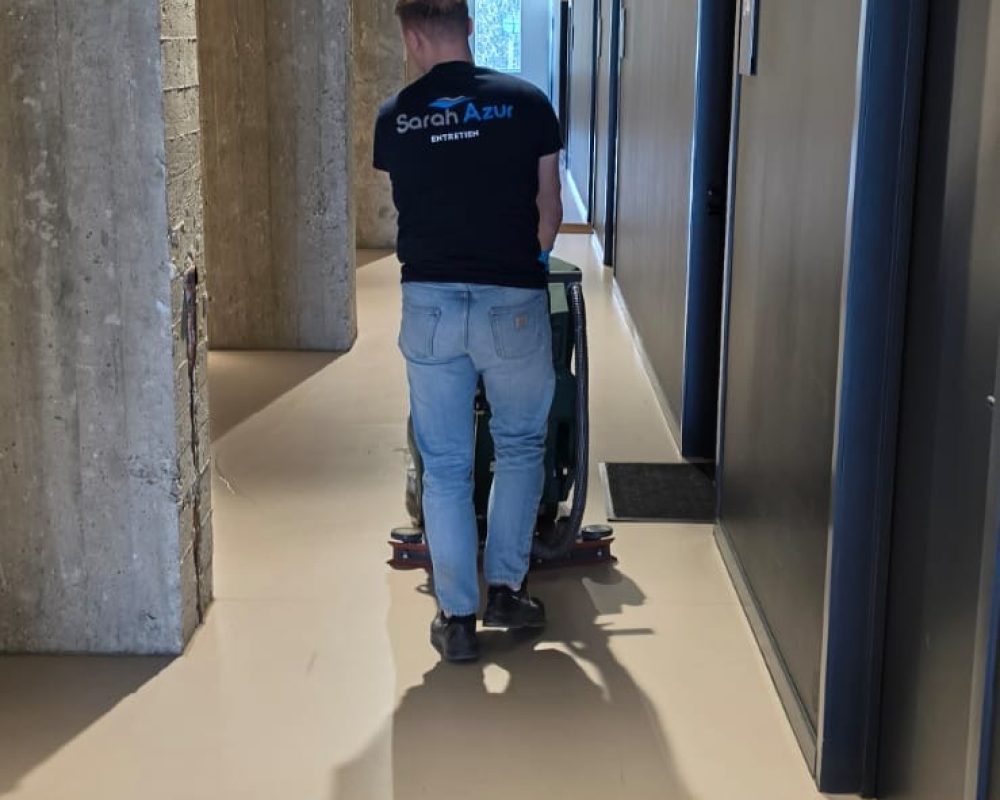 d4d04221-f5e4-4589-bf4c-cef982d3da13