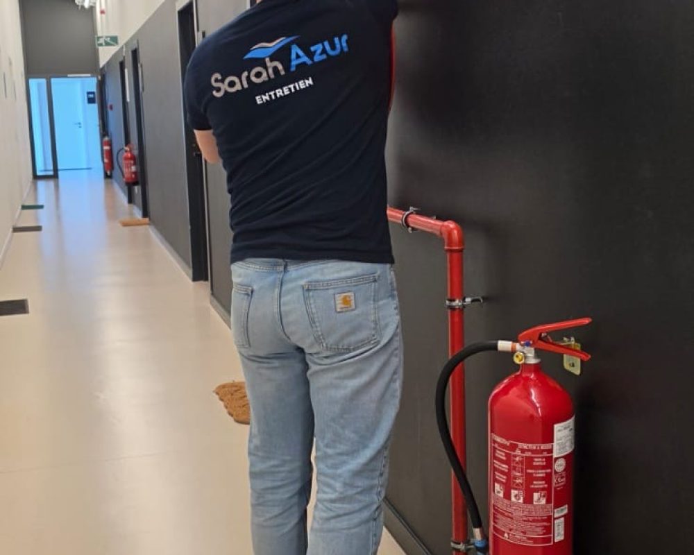 f8b723fb-8372-41ee-9f15-5e09a2137cd3